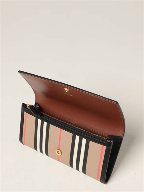 portafoglio donna burberry 3914472|Women’s Designer Wallets & Card Cases .